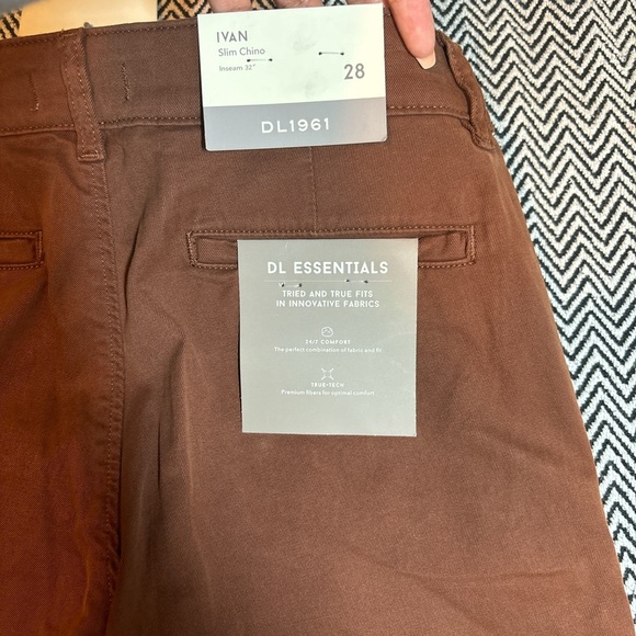 DL1961 Ivan Slim Chino Pant Pinecone Brown | Sz 28x32 | NWT - Picture 8 of 8